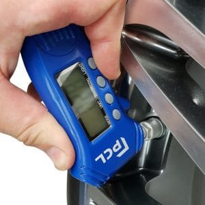 Manometru Digital Verificare Presiune Roti si Adancime Uzura Anvelope PCL