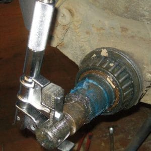 Dispozitiv universal pentru refacut filete, 25 - 140 mm