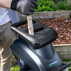 Tocator crengi si resturi vegetale Wuber, 3000W