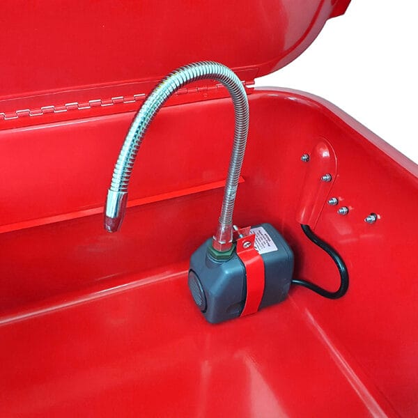 myjka-zblizenie-na-kran-i-pompke-700-600×600 Aparat de spălat piese auto 13L